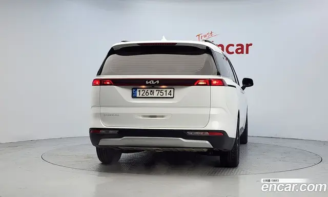 Kia Carnival 2022 2.2 автомат (гидро), миниатюра 4
