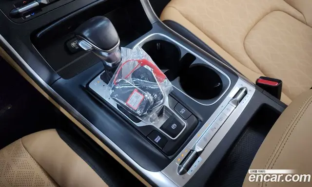 Kia Carnival 2022 2.2 автомат (гидро), миниатюра 9