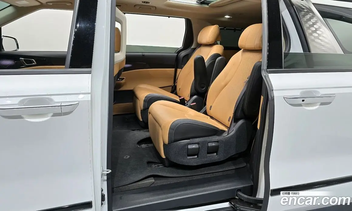 Kia Carnival 2022 2.2 автомат (гидро), фото 12