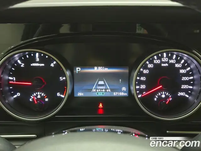 Kia Carnival 2023 2.2 автомат (гидро), миниатюра 11