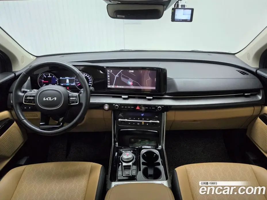 Kia Carnival 2023 2.2 автомат (гидро), фото 15
