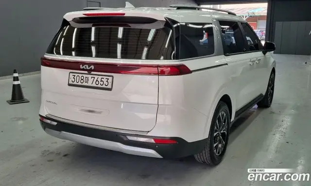 Kia Carnival 2023 2.2 автомат (гидро), миниатюра 2