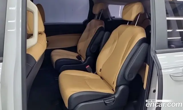 Kia Carnival 2023 2.2 автомат (гидро), миниатюра 11