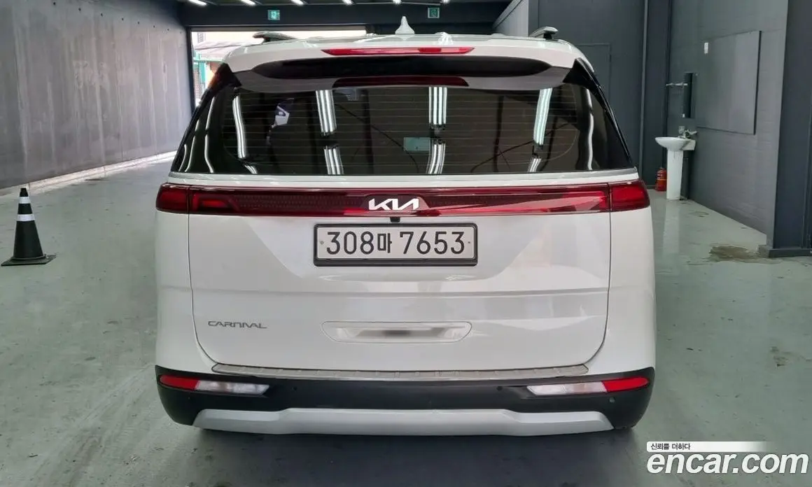 Kia Carnival 2023 2.2 автомат (гидро), фото 4