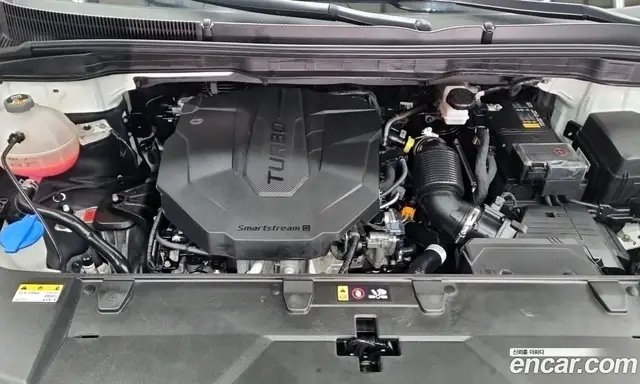 Kia Carnival 2023 2.2 автомат (гидро), миниатюра 6