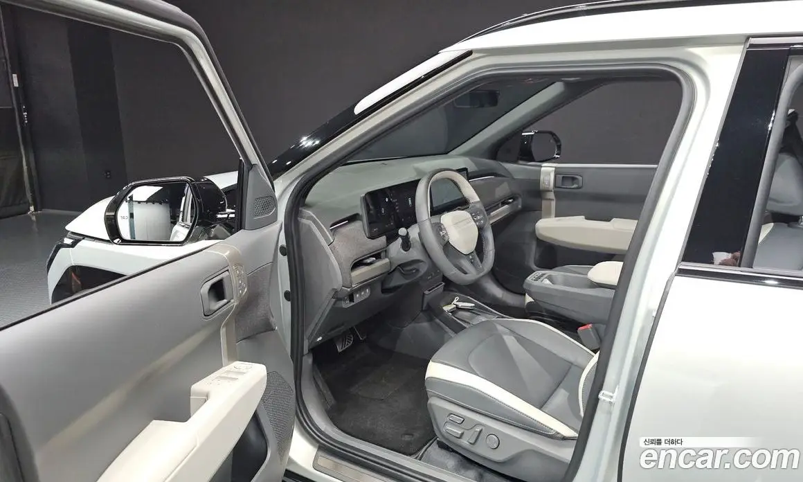 Kia EV3 2024 0.2 автомат (гидро), фото 12 Kia EV3 2024 0.2 автомат (гидро), фото 12