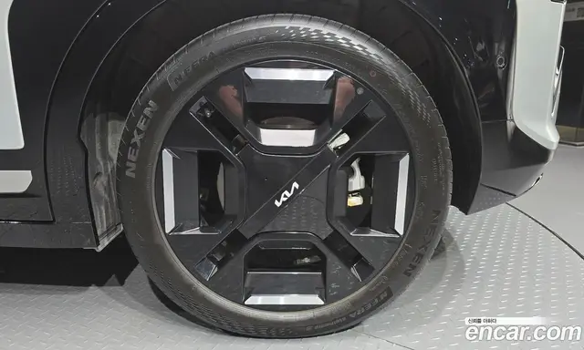Kia EV3 2024 0.2 автомат (гидро), миниатюра 6 Kia EV3 2024 0.2 автомат (гидро), миниатюра 6