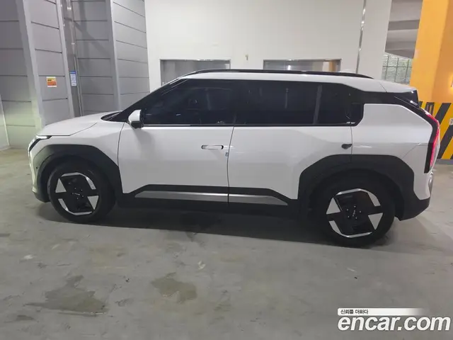Kia EV3 2024 автомат (гидро), миниатюра 4 Kia EV3 2024 автомат (гидро), миниатюра 4