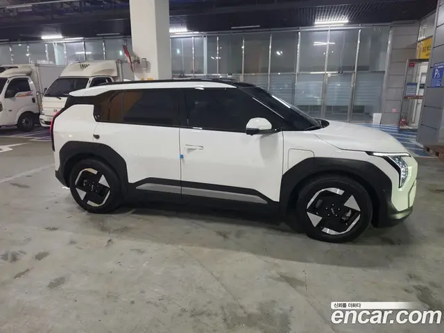 Kia EV3 2024 автомат (гидро), миниатюра 5 Kia EV3 2024 автомат (гидро), миниатюра 5