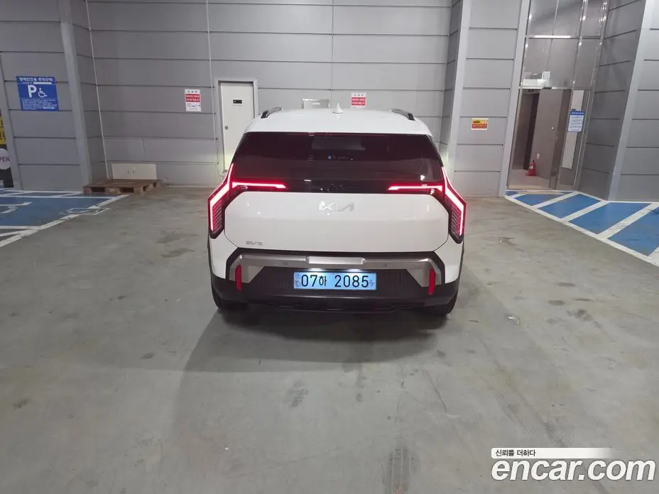 Kia EV3 2024 автомат (гидро), фото 8 Kia EV3 2024 автомат (гидро), фото 8
