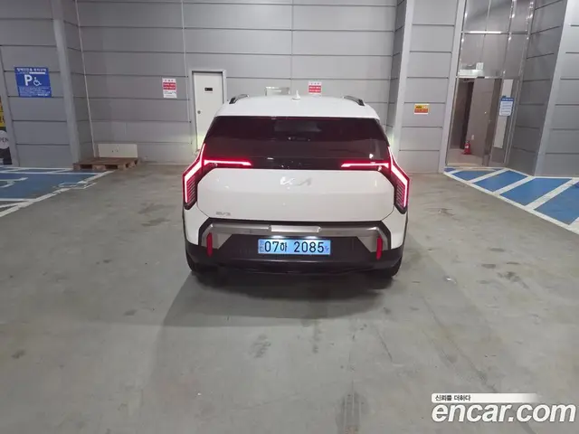 Kia EV3 2024 автомат (гидро), миниатюра 8 Kia EV3 2024 автомат (гидро), миниатюра 8