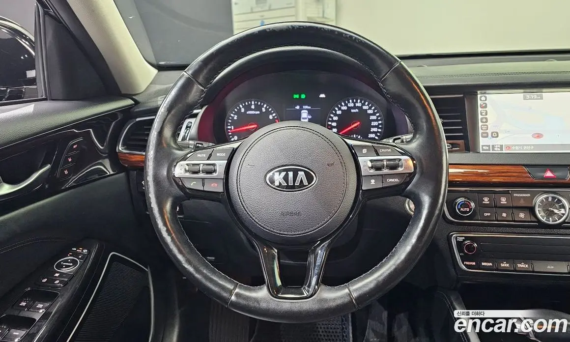 Kia K7 2016 3.3 автомат (гидро), фото 13 Kia K7 2016 3.3 автомат (гидро), фото 13