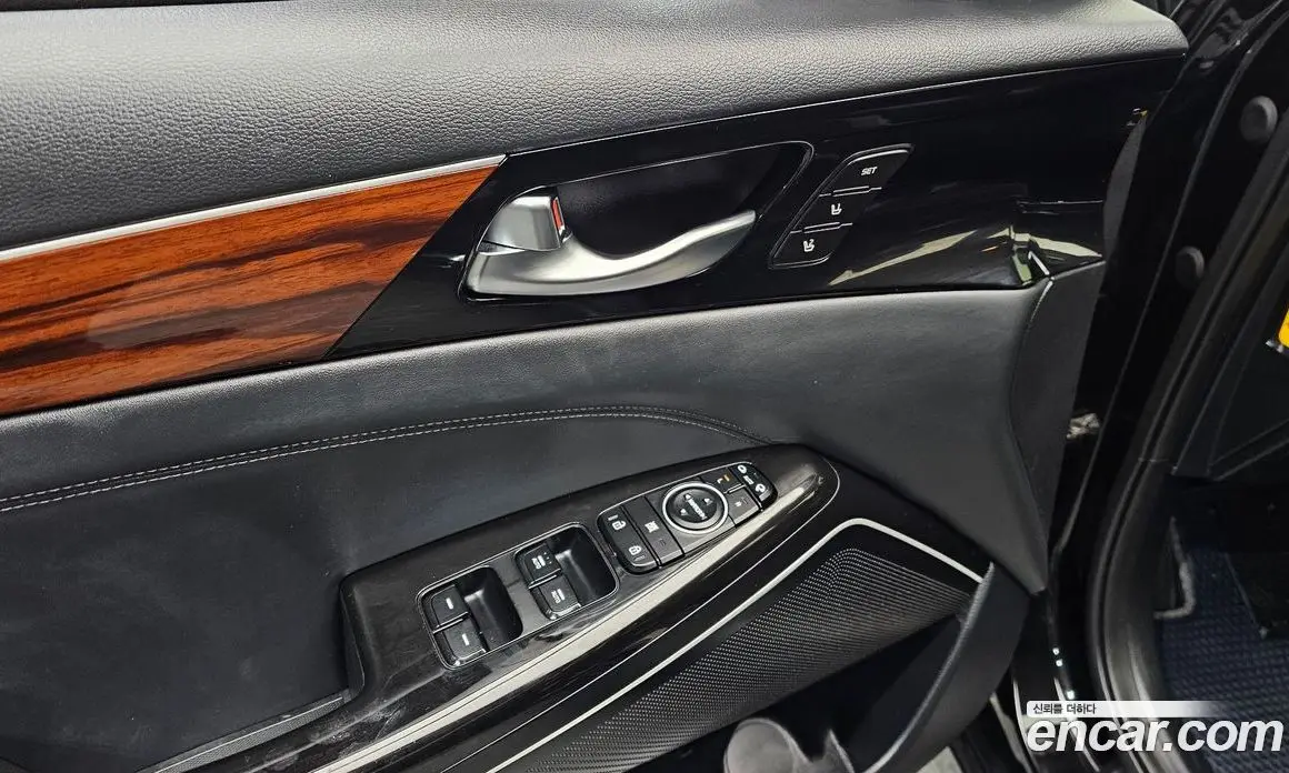 Kia K7 2016 3.3 автомат (гидро), фото 16 Kia K7 2016 3.3 автомат (гидро), фото 16