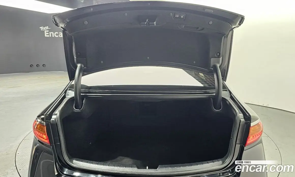 Kia K7 2016 3.3 автомат (гидро), фото 20 Kia K7 2016 3.3 автомат (гидро), фото 20