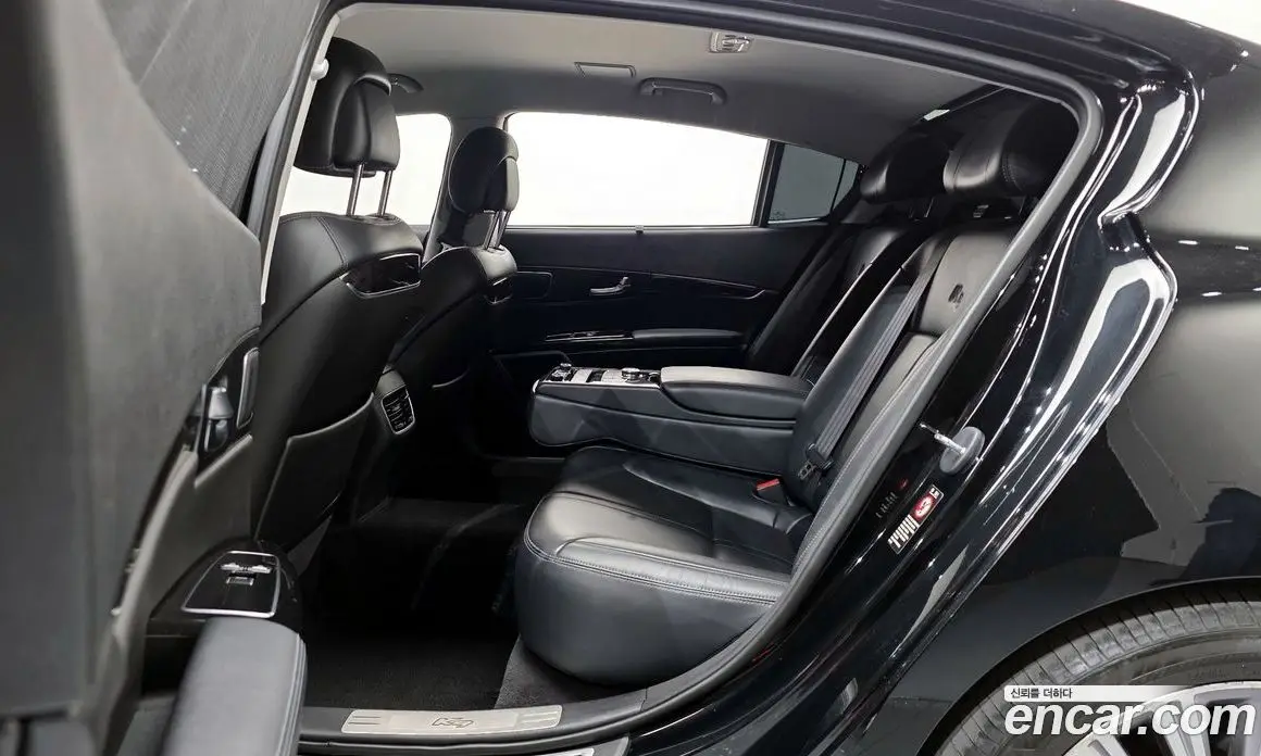 Kia K9 2015 3.3 автомат (гидро), фото 12 Kia K9 2015 3.3 автомат (гидро), фото 12