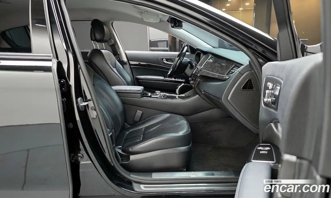 Kia K9 2015 3.3 автомат (гидро), фото 10 Kia K9 2015 3.3 автомат (гидро), фото 10