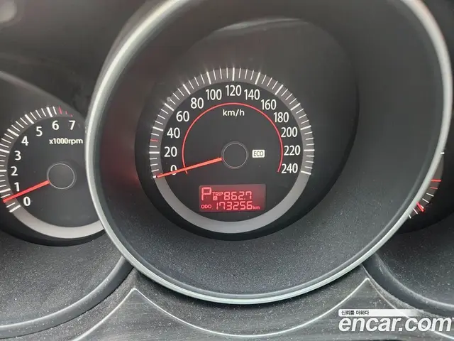 Kia Lotze 2010 2.0 автомат (гидро), миниатюра 11 Kia Lotze 2010 2.0 автомат (гидро), миниатюра 11
