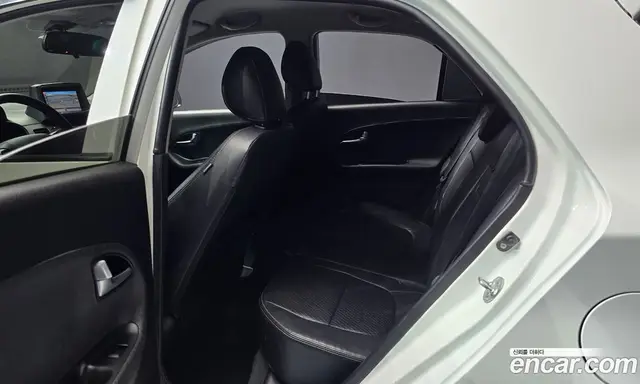 Kia Morning 2011 1.0 автомат (гидро), миниатюра 12