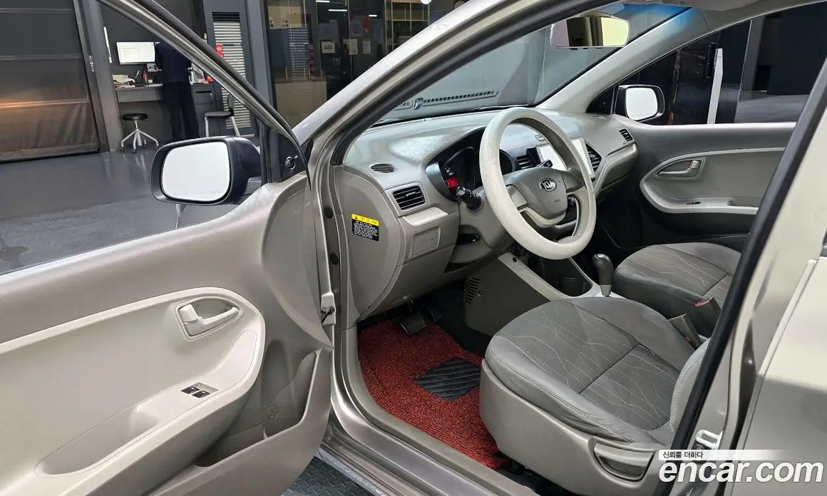Kia Morning 2012 1.0 автомат (гидро), фото 10