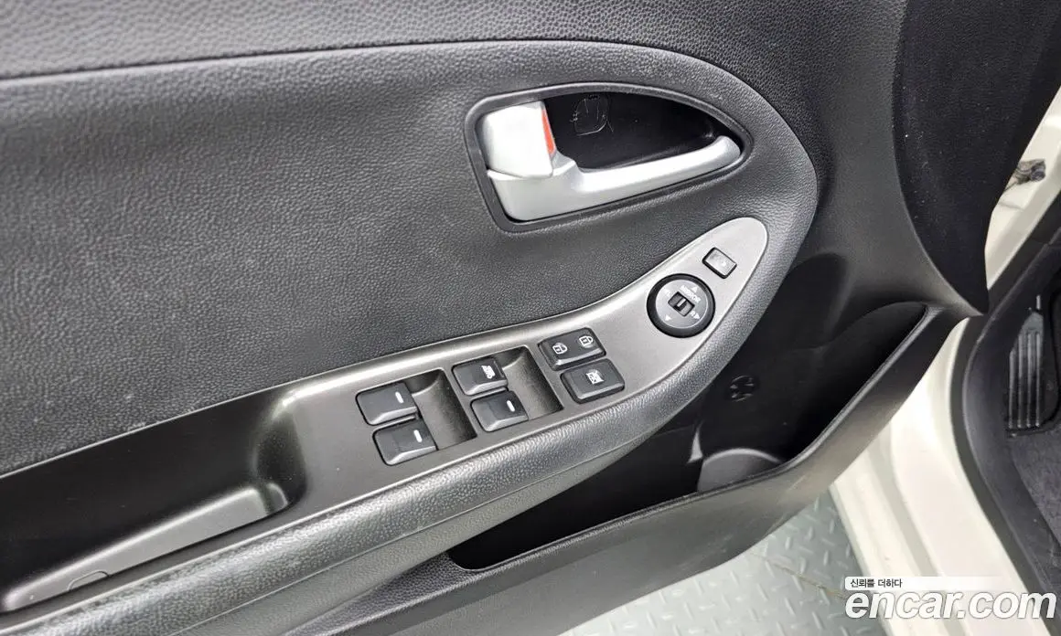Kia Morning 2014 1.0 автомат (гидро), фото 18