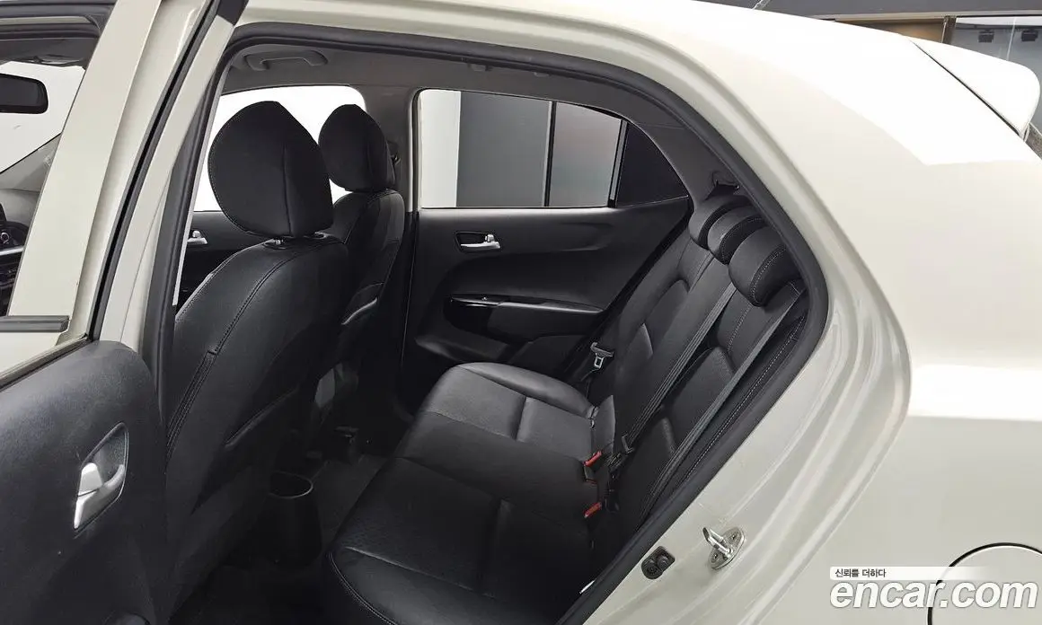 Kia Morning 2017 1.0 автомат (гидро), фото 18 Kia Morning 2017 1.0 автомат (гидро), фото 18