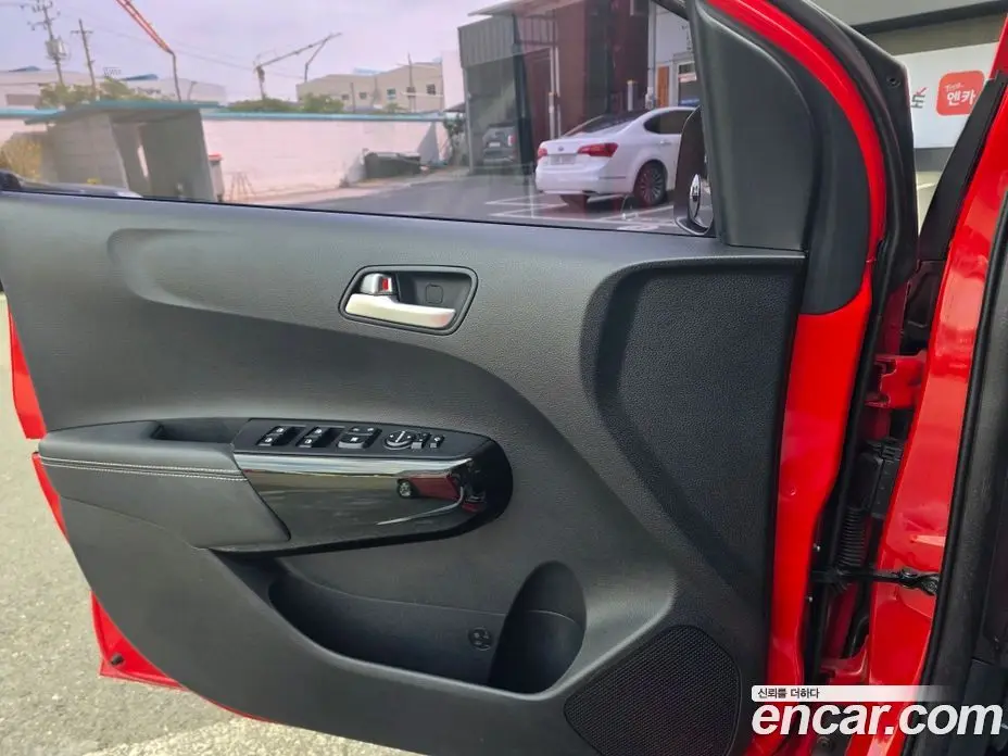 Kia Morning 2018 1.0 автомат (гидро), фото 15 Kia Morning 2018 1.0 автомат (гидро), фото 15