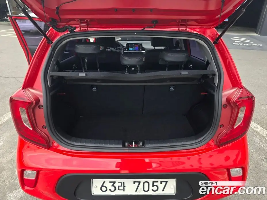 Kia Morning 2018 1.0 автомат (гидро), фото 18 Kia Morning 2018 1.0 автомат (гидро), фото 18