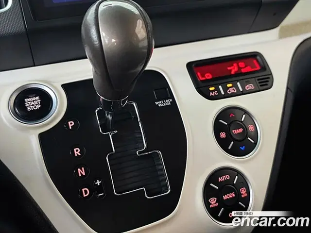 Kia Ray 2011 1.0 автомат (гидро), миниатюра 9