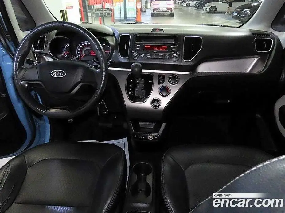 Kia Ray 2012 1.0 автомат (гидро), фото 10