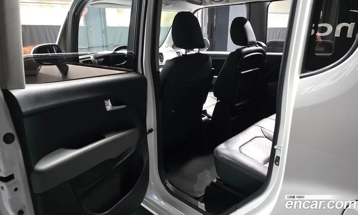 Kia Ray 2021 1.0 автомат (гидро), фото 16