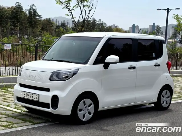 Kia Ray 2022 1.0 автомат (гидро), миниатюра 3