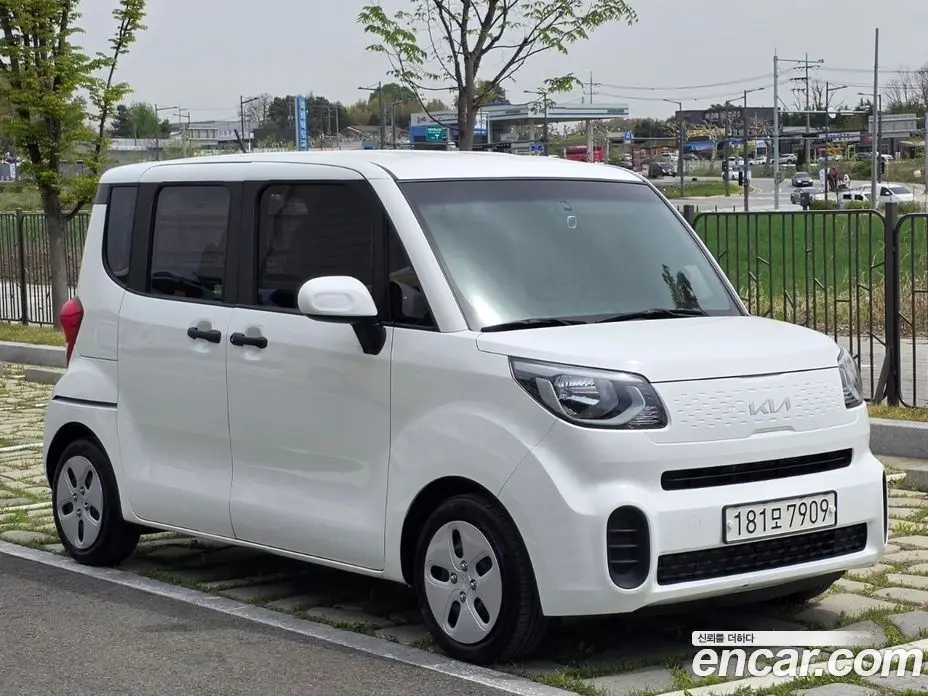 Kia Ray 2022 1.0 автомат (гидро), фото 4