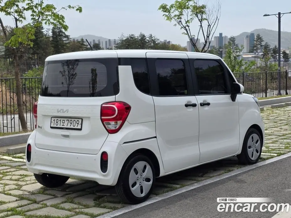 Kia Ray 2022 1.0 автомат (гидро), фото 6
