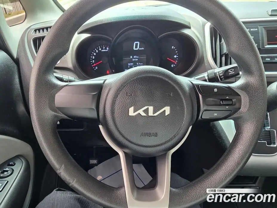 Kia Ray 2022 1.0 автомат (гидро), фото 7