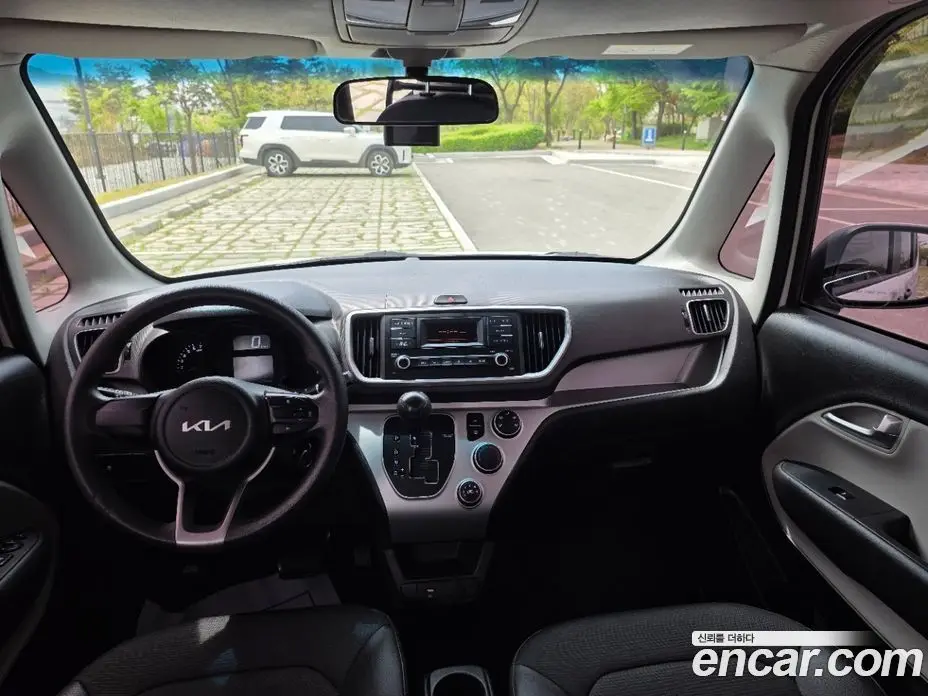 Kia Ray 2022 1.0 автомат (гидро), фото 10