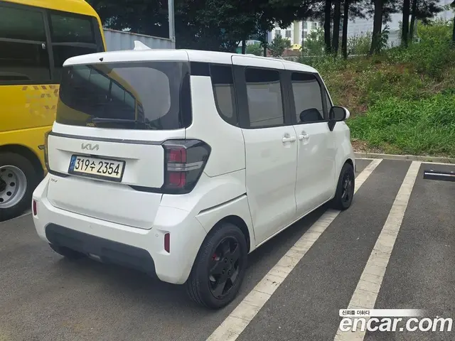 Kia Ray 2023 1.0 автомат (гидро), миниатюра 9