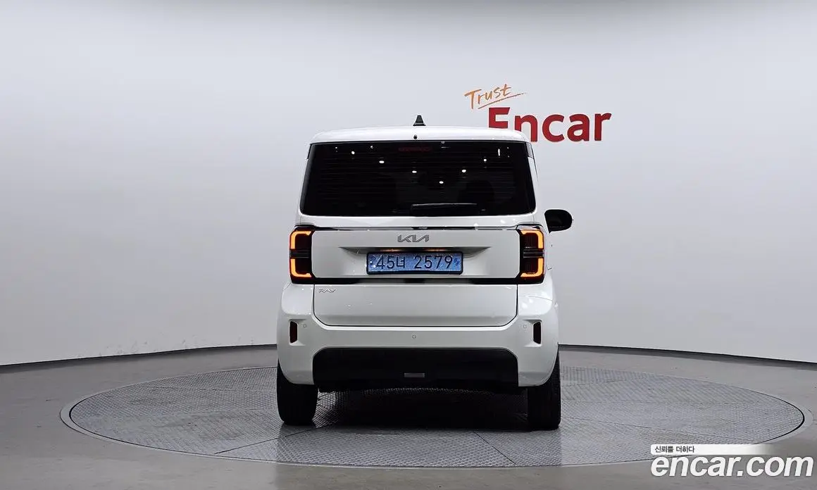 Kia Ray 2023 0.1 автомат (гидро), фото 4