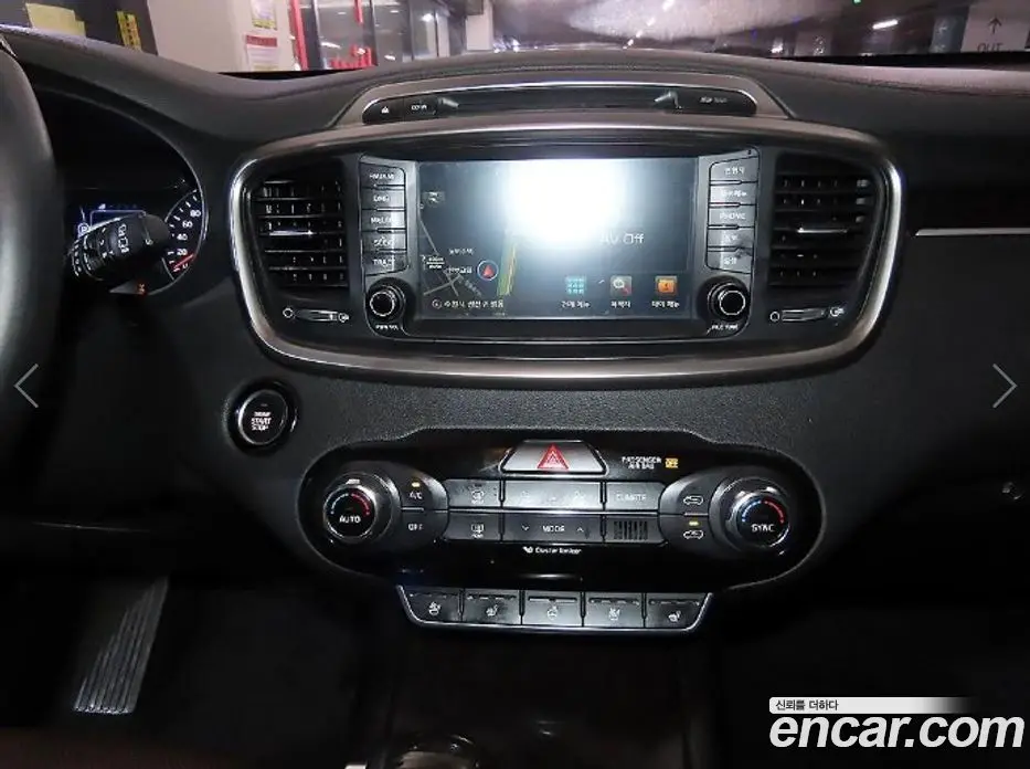 Kia Sorento 2015 2.2 автомат (гидро), фото 11