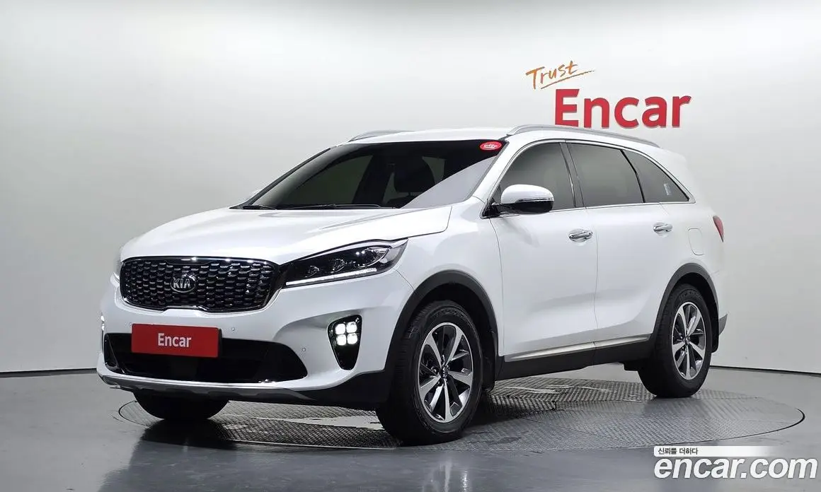 Kia Sorento 2019 2.0 автомат (гидро), фото 1 Kia Sorento 2019 2.0 автомат (гидро), фото 1