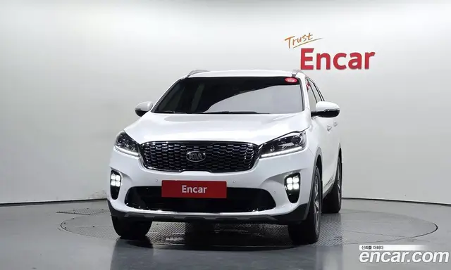Kia Sorento 2019 2.0 автомат (гидро), миниатюра 3 Kia Sorento 2019 2.0 автомат (гидро), миниатюра 3