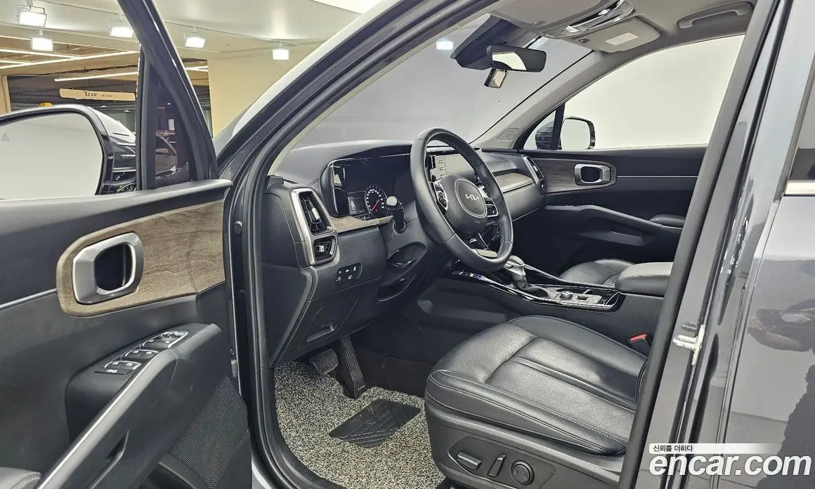 Kia Sorento 2021 2.2 автомат (гидро), фото 10 Kia Sorento 2021 2.2 автомат (гидро), фото 10