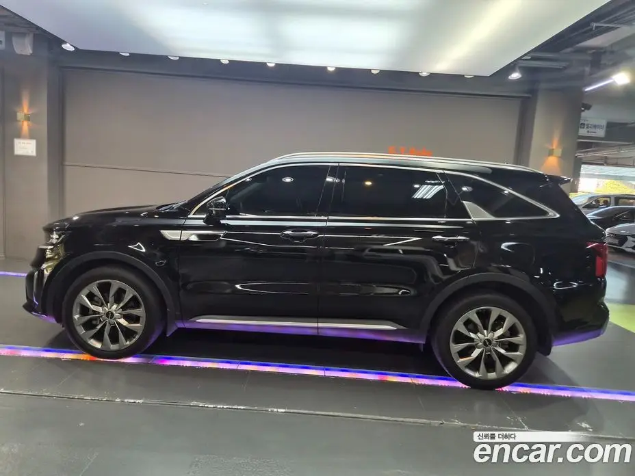 Kia Sorento 2022 2.2 автомат (гидро), фото 3