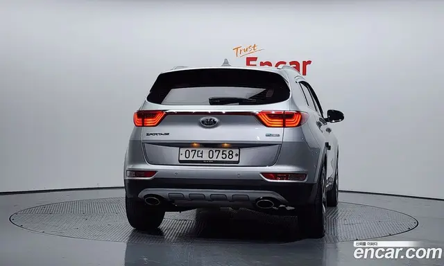 Kia Sportage 2015 2.0 автомат (гидро), миниатюра 4