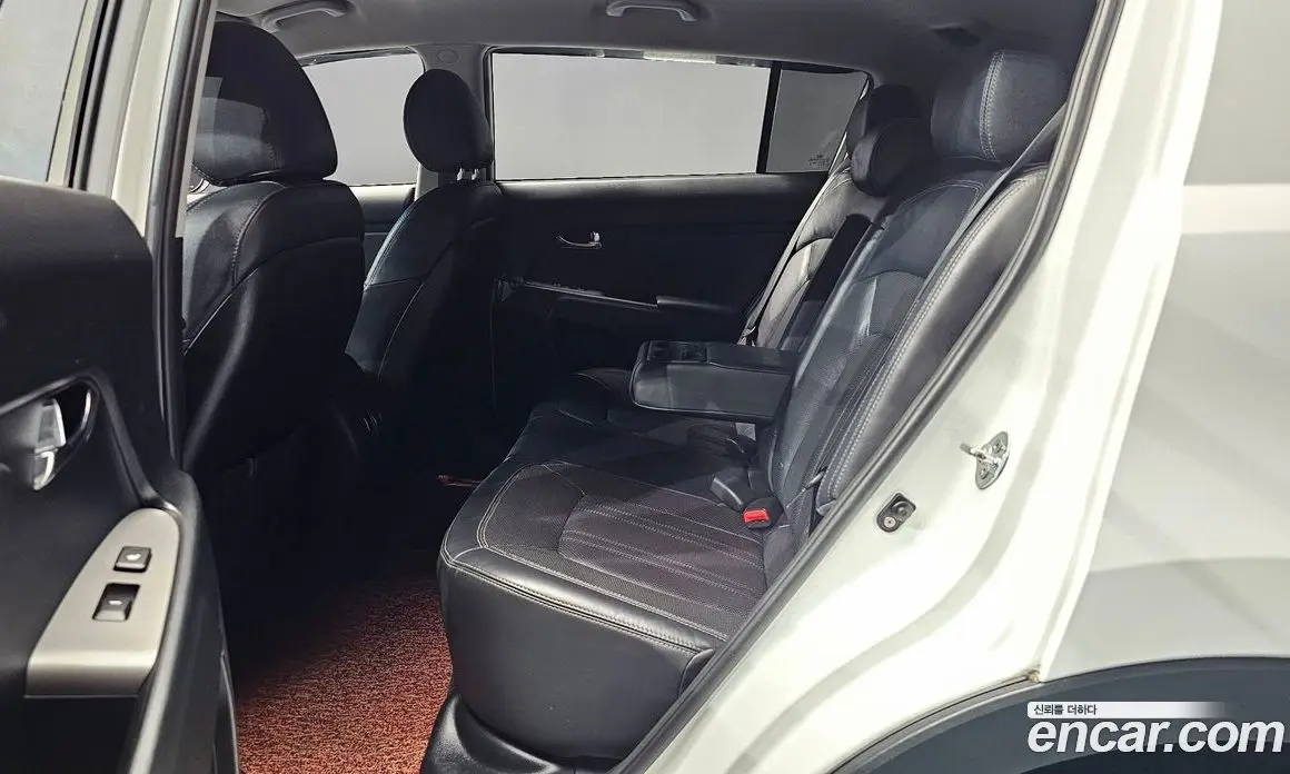 Kia Sportage 2015 2.0 автомат (гидро), фото 18