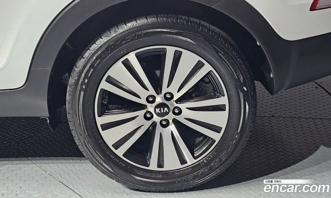 Kia Sportage 2015 2.0 автомат (гидро), фото 7