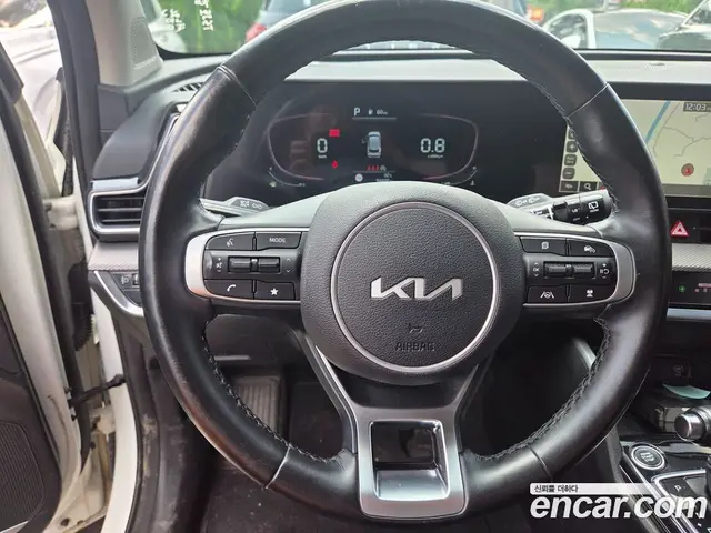 Kia Sportage 2022 1.6 автомат (гидро), миниатюра 3
