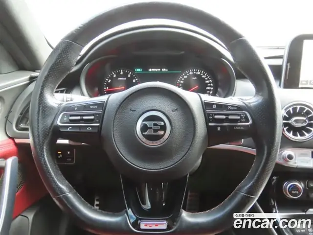 Kia Stinger 2017 3.3 автомат (гидро), миниатюра 12