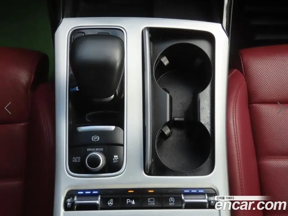 Kia Stinger 2017 3.3 автомат (гидро), фото 14 Kia Stinger 2017 3.3 автомат (гидро), фото 14