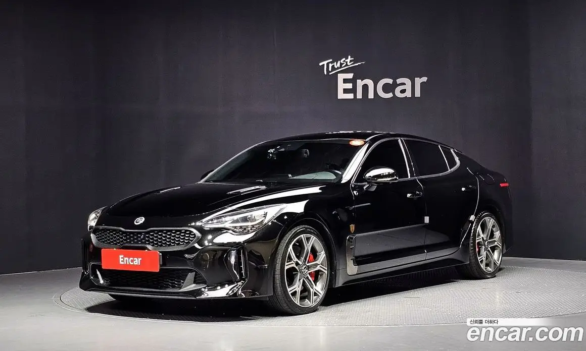 Kia Stinger 2018 3.3 автомат (гидро), фото 1 Kia Stinger 2018 3.3 автомат (гидро), фото 1