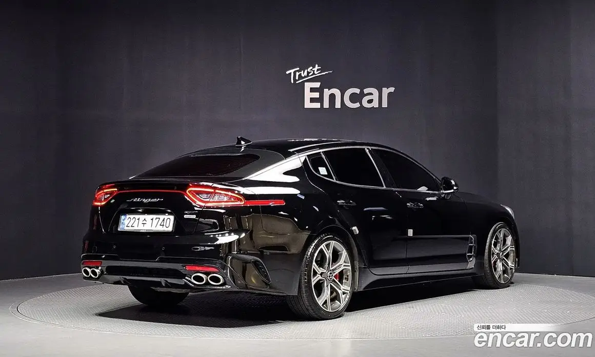 Kia Stinger 2018 3.3 автомат (гидро), фото 2 Kia Stinger 2018 3.3 автомат (гидро), фото 2